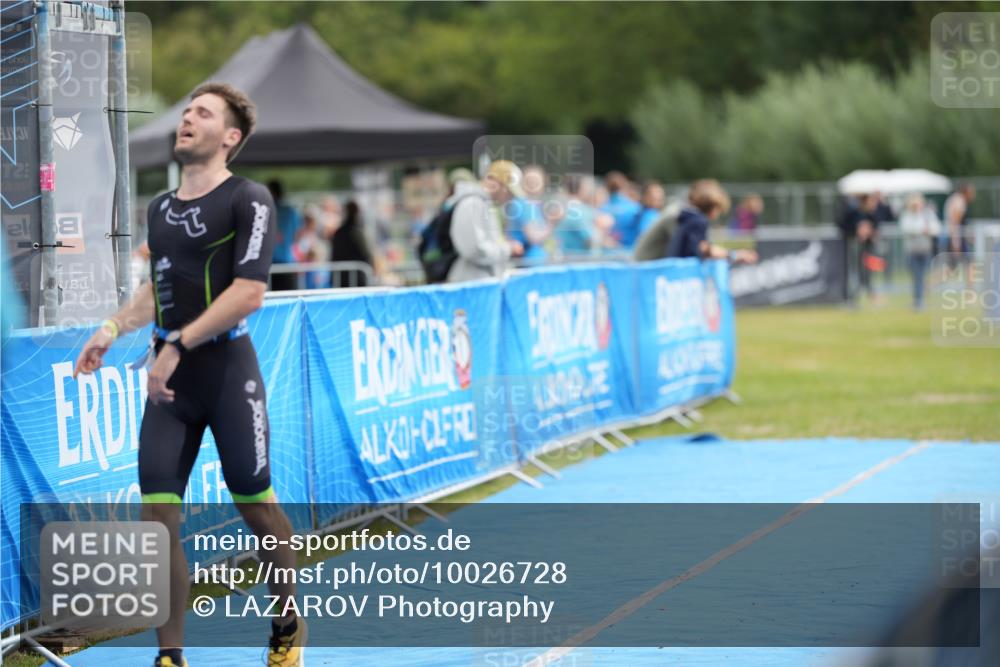 30.08.2026 - Elbe Triathlon Hamburg LAZAROV Photography http://msf.ph/oto/10026728 30.08.2026 10:00:24 Ziel 190 meine-sportfotos.de