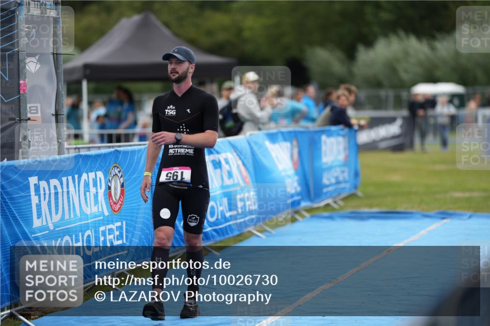 30.08.2026 - Elbe Triathlon Hamburg LAZAROV Photography http://msf.ph/oto/10026730 30.08.2026 10:02:40 Ziel 195 meine-sportfotos.de