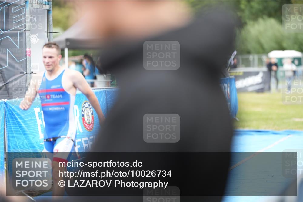 30.08.2026 - Elbe Triathlon Hamburg LAZAROV Photography http://msf.ph/oto/10026734 30.08.2026 10:05:43 Ziel 204 meine-sportfotos.de