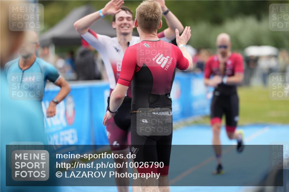 30.08.2026 - Elbe Triathlon Hamburg LAZAROV Photography http://msf.ph/oto/10026790 30.08.2026 10:17:27 Ziel 212, 308, 312 meine-sportfotos.de