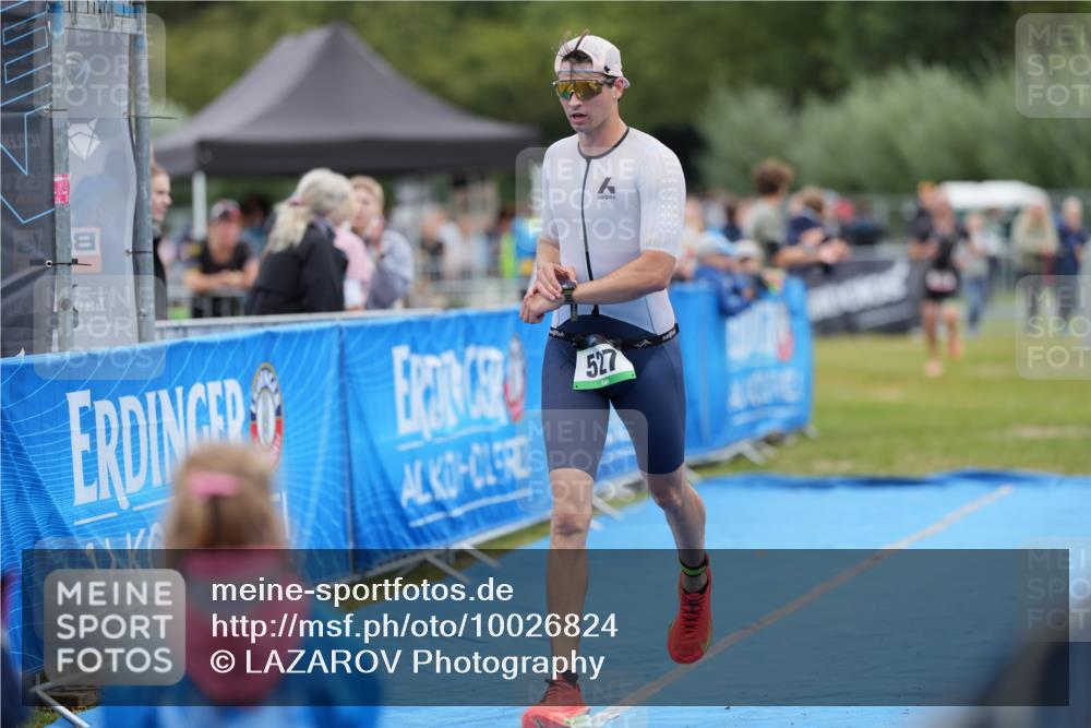 30.08.2026 - Elbe Triathlon Hamburg LAZAROV Photography http://msf.ph/oto/10026824 30.08.2026 10:25:02 Ziel 258, 527 meine-sportfotos.de