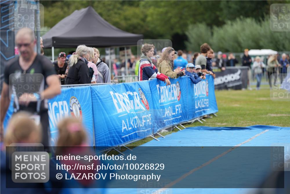 30.08.2026 - Elbe Triathlon Hamburg LAZAROV Photography http://msf.ph/oto/10026829 30.08.2026 10:25:10 Ziel 258 meine-sportfotos.de