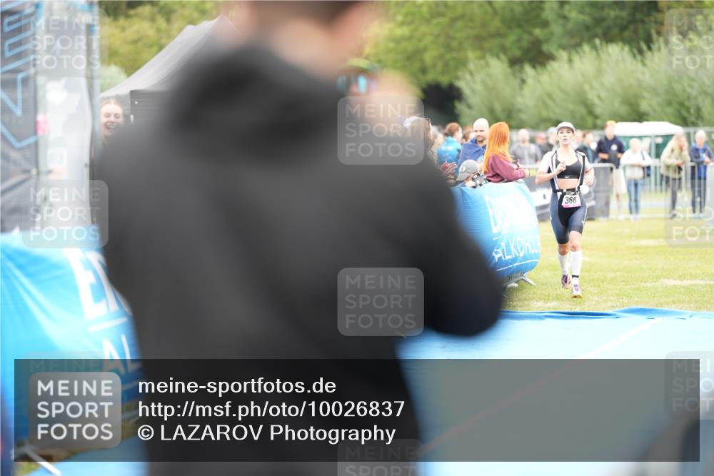 30.08.2026 - Elbe Triathlon Hamburg LAZAROV Photography http://msf.ph/oto/10026837 30.08.2026 10:26:31 Ziel 286, 368 meine-sportfotos.de