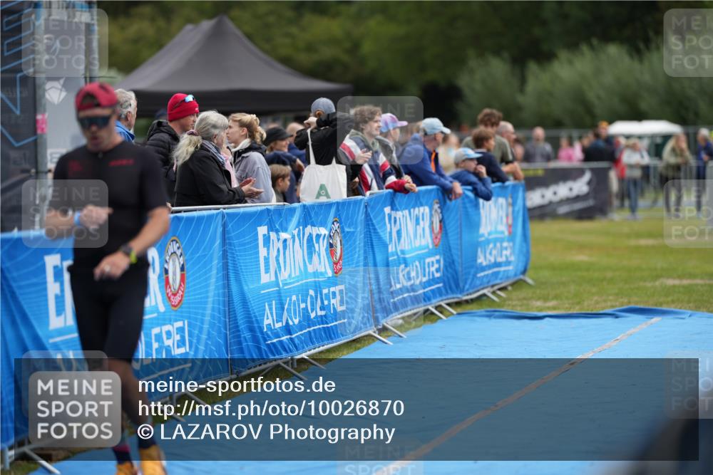 30.08.2026 - Elbe Triathlon Hamburg LAZAROV Photography http://msf.ph/oto/10026870 30.08.2026 10:30:44 Ziel 270 meine-sportfotos.de