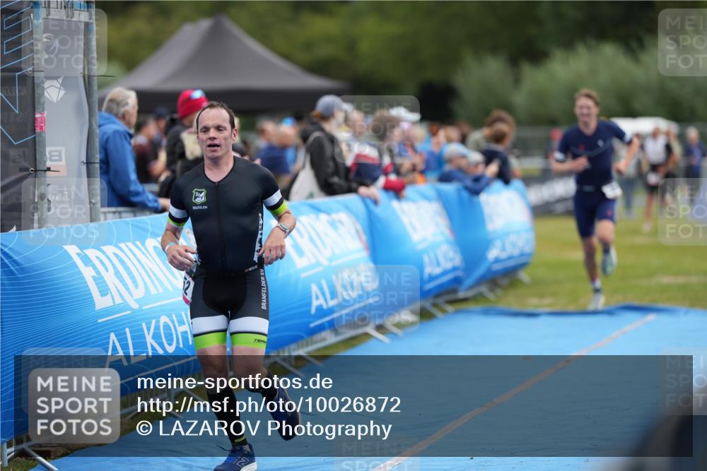 30.08.2026 - Elbe Triathlon Hamburg LAZAROV Photography http://msf.ph/oto/10026872 30.08.2026 10:31:04 Ziel 252, 1895 meine-sportfotos.de