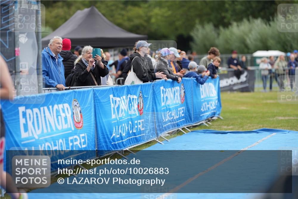 30.08.2026 - Elbe Triathlon Hamburg LAZAROV Photography http://msf.ph/oto/10026883 30.08.2026 10:31:30 Ziel 328 meine-sportfotos.de