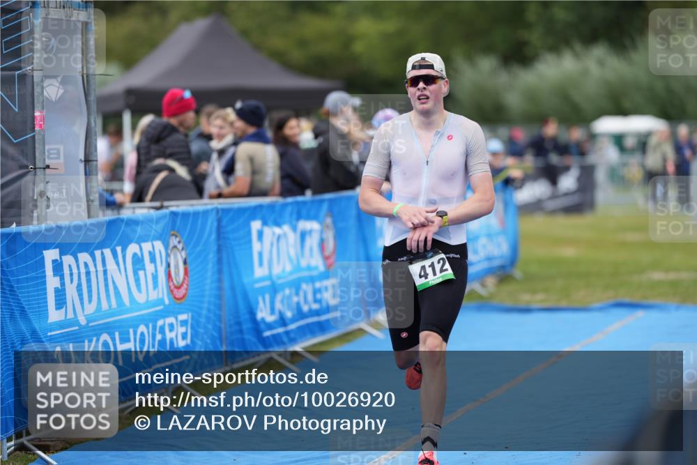 30.08.2026 - Elbe Triathlon Hamburg LAZAROV Photography http://msf.ph/oto/10026920 30.08.2026 10:34:21 Ziel 347, 412 meine-sportfotos.de