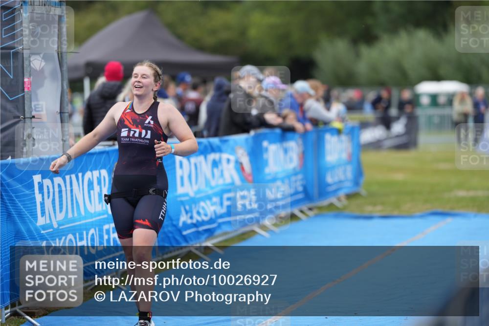 30.08.2026 - Elbe Triathlon Hamburg LAZAROV Photography http://msf.ph/oto/10026927 30.08.2026 10:34:51 Ziel 356 meine-sportfotos.de