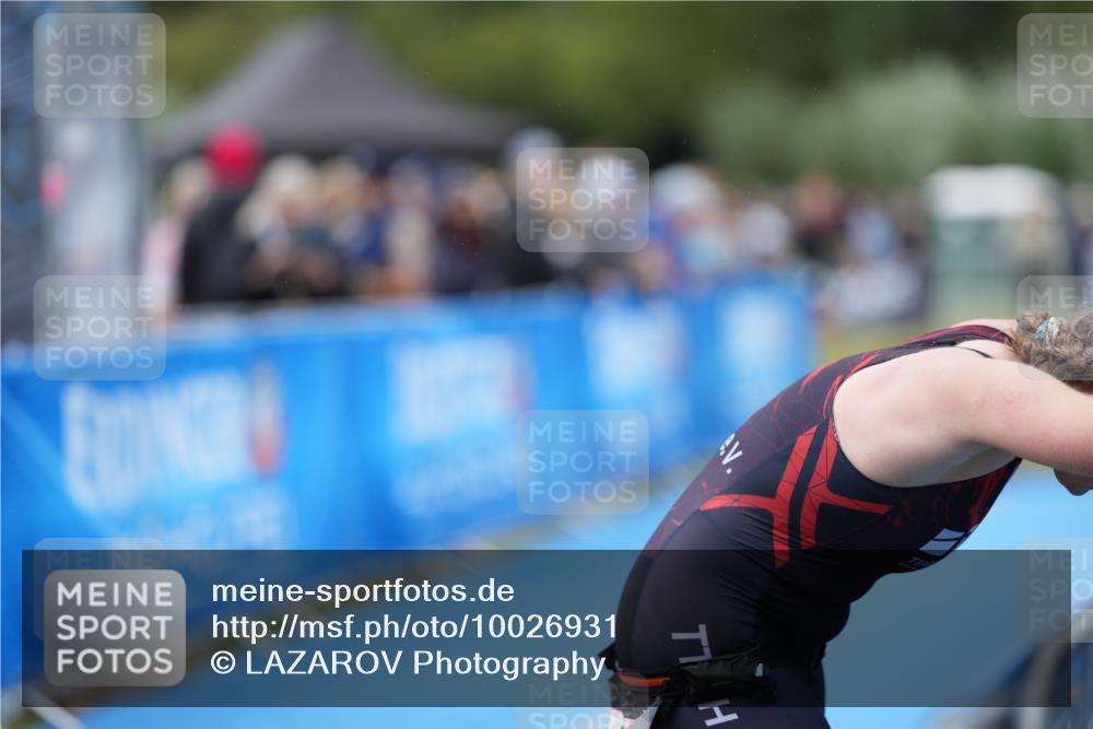 30.08.2026 - Elbe Triathlon Hamburg LAZAROV Photography http://msf.ph/oto/10026931 30.08.2026 10:35:06 Ziel 359 meine-sportfotos.de