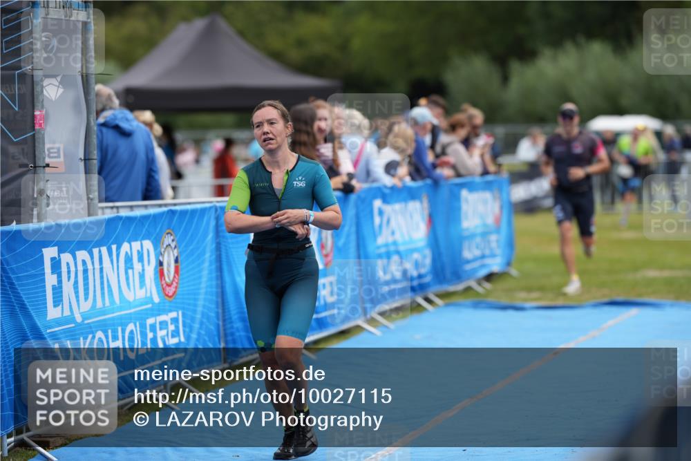 30.08.2026 - Elbe Triathlon Hamburg LAZAROV Photography http://msf.ph/oto/10027115 30.08.2026 10:46:46 Ziel 293, 354, 544 meine-sportfotos.de