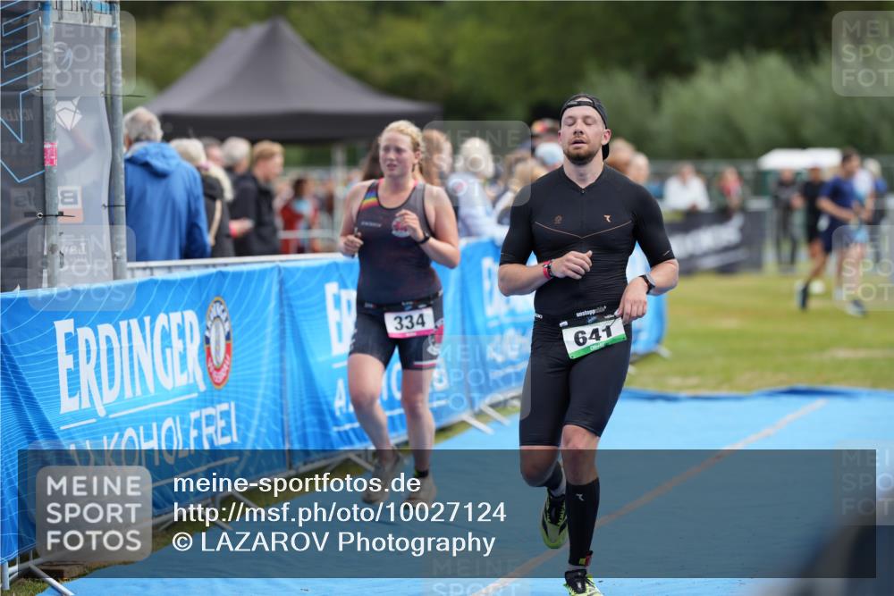 30.08.2026 - Elbe Triathlon Hamburg LAZAROV Photography http://msf.ph/oto/10027124 30.08.2026 10:47:07 Ziel 334, 641 meine-sportfotos.de