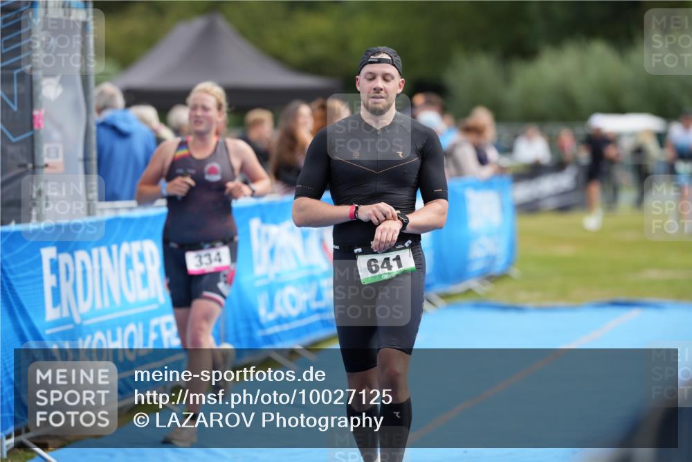 30.08.2026 - Elbe Triathlon Hamburg LAZAROV Photography http://msf.ph/oto/10027125 30.08.2026 10:47:08 Ziel 334, 641 meine-sportfotos.de
