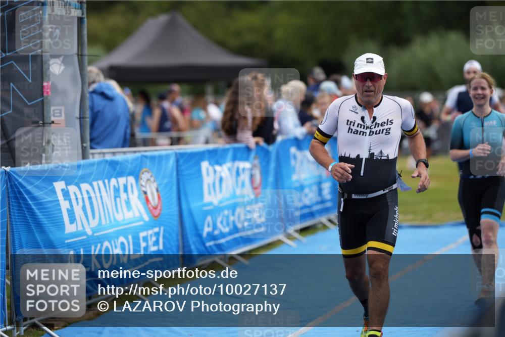 30.08.2026 - Elbe Triathlon Hamburg LAZAROV Photography http://msf.ph/oto/10027137 30.08.2026 10:48:26 Ziel 274, 361, 470 meine-sportfotos.de