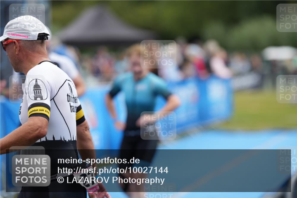 30.08.2026 - Elbe Triathlon Hamburg LAZAROV Photography http://msf.ph/oto/10027144 30.08.2026 10:48:29 Ziel 274, 361, 470 meine-sportfotos.de