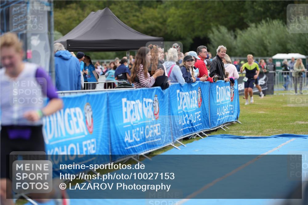 30.08.2026 - Elbe Triathlon Hamburg LAZAROV Photography http://msf.ph/oto/10027153 30.08.2026 10:50:21 Ziel 421 meine-sportfotos.de