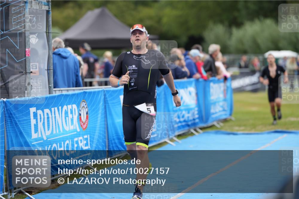 30.08.2026 - Elbe Triathlon Hamburg LAZAROV Photography http://msf.ph/oto/10027157 30.08.2026 10:51:06 Ziel 285, 567 meine-sportfotos.de