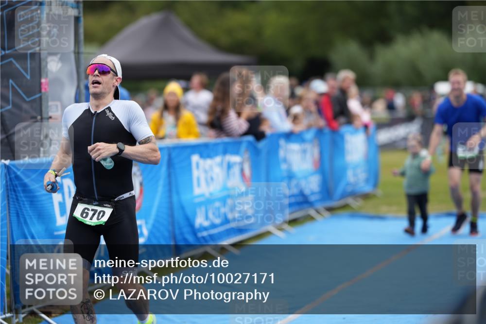 30.08.2026 - Elbe Triathlon Hamburg LAZAROV Photography http://msf.ph/oto/10027171 30.08.2026 10:51:32 Ziel 446, 670 meine-sportfotos.de
