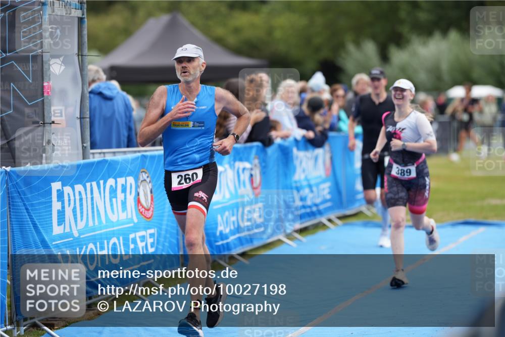30.08.2026 - Elbe Triathlon Hamburg LAZAROV Photography http://msf.ph/oto/10027198 30.08.2026 10:53:05 Ziel 260, 281, 389, 533 meine-sportfotos.de