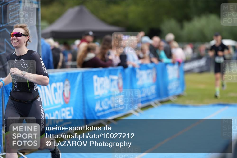 30.08.2026 - Elbe Triathlon Hamburg LAZAROV Photography http://msf.ph/oto/10027212 30.08.2026 10:54:02 Ziel 381, 481 meine-sportfotos.de