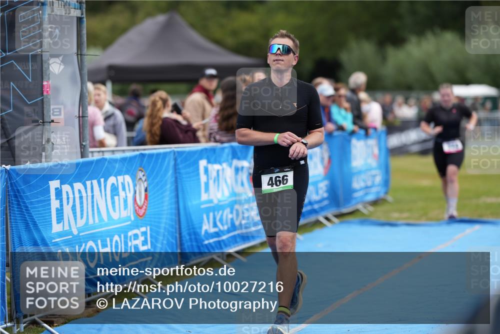 30.08.2026 - Elbe Triathlon Hamburg LAZAROV Photography http://msf.ph/oto/10027216 30.08.2026 10:54:29 Ziel 374, 466 meine-sportfotos.de