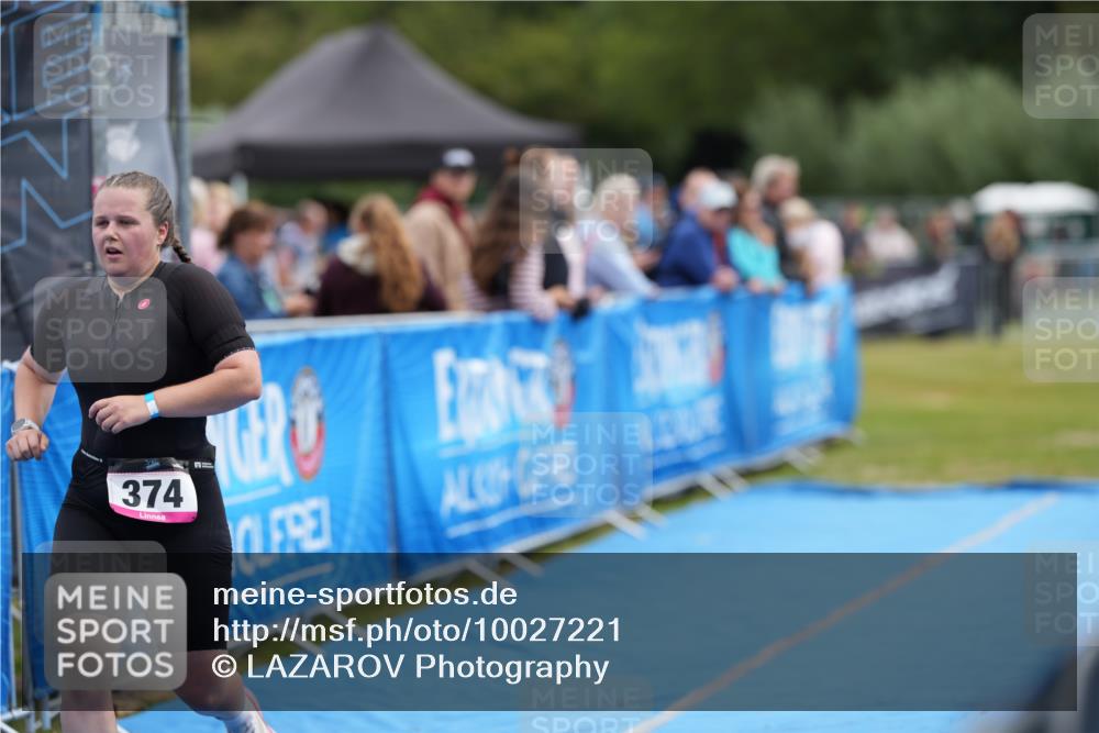 30.08.2026 - Elbe Triathlon Hamburg LAZAROV Photography http://msf.ph/oto/10027221 30.08.2026 10:54:33 Ziel 374, 466 meine-sportfotos.de