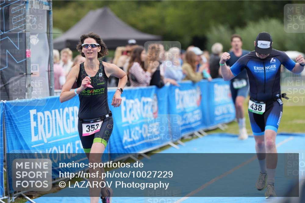 30.08.2026 - Elbe Triathlon Hamburg LAZAROV Photography http://msf.ph/oto/10027229 30.08.2026 10:55:23 Ziel 353, 438, 519, 663 meine-sportfotos.de