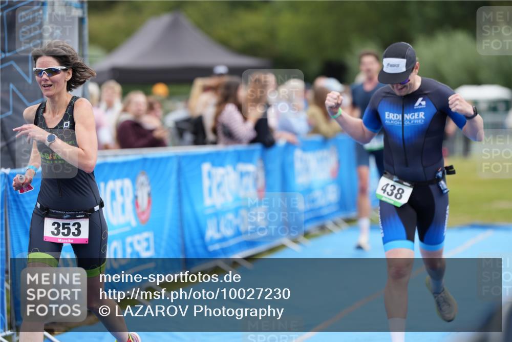 30.08.2026 - Elbe Triathlon Hamburg LAZAROV Photography http://msf.ph/oto/10027230 30.08.2026 10:55:23 Ziel 353, 438, 519, 663 meine-sportfotos.de