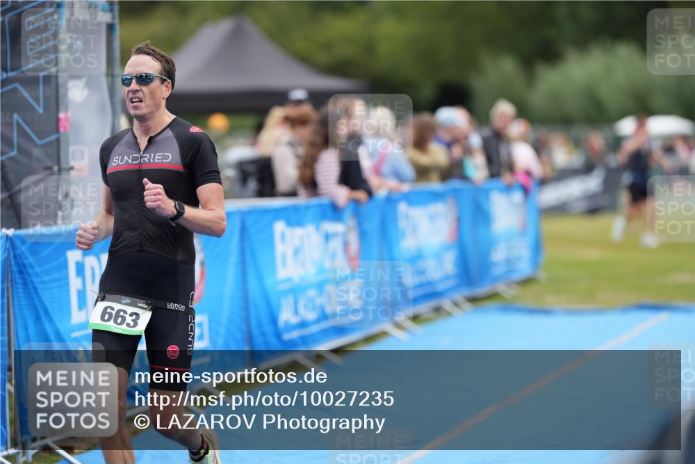 30.08.2026 - Elbe Triathlon Hamburg LAZAROV Photography http://msf.ph/oto/10027235 30.08.2026 10:55:28 Ziel 519, 663 meine-sportfotos.de
