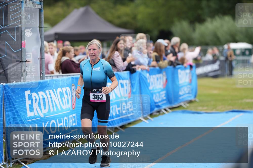 30.08.2026 - Elbe Triathlon Hamburg LAZAROV Photography http://msf.ph/oto/10027244 30.08.2026 10:56:14 Ziel 362 meine-sportfotos.de