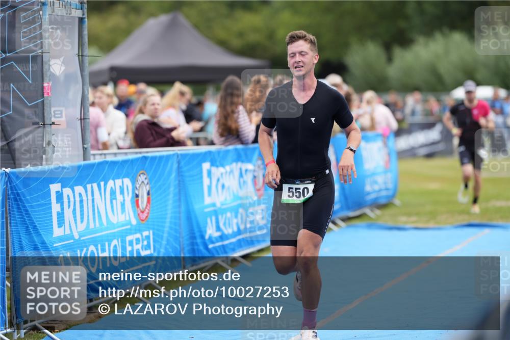 30.08.2026 - Elbe Triathlon Hamburg LAZAROV Photography http://msf.ph/oto/10027253 30.08.2026 10:56:52 Ziel 550, 668 meine-sportfotos.de