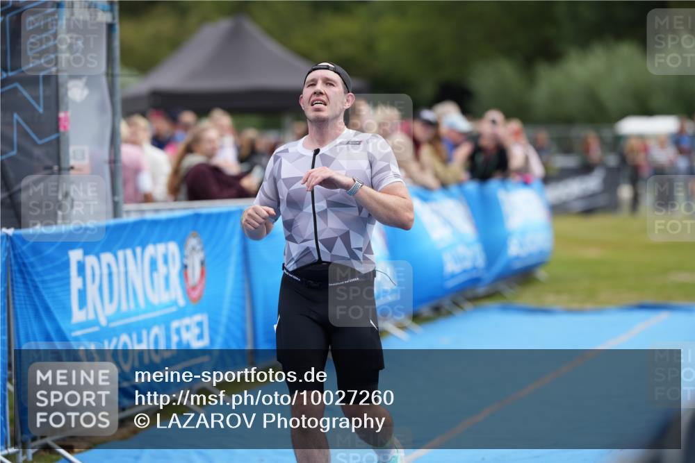 30.08.2026 - Elbe Triathlon Hamburg LAZAROV Photography http://msf.ph/oto/10027260 30.08.2026 10:57:06 Ziel 430 meine-sportfotos.de