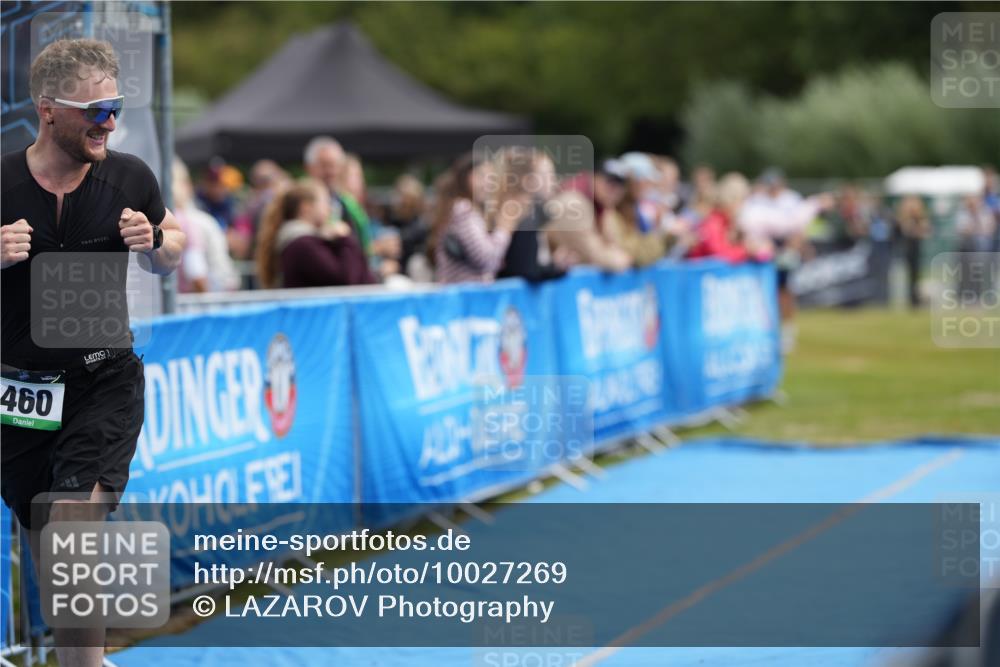 30.08.2026 - Elbe Triathlon Hamburg LAZAROV Photography http://msf.ph/oto/10027269 30.08.2026 10:57:46 Ziel 460 meine-sportfotos.de