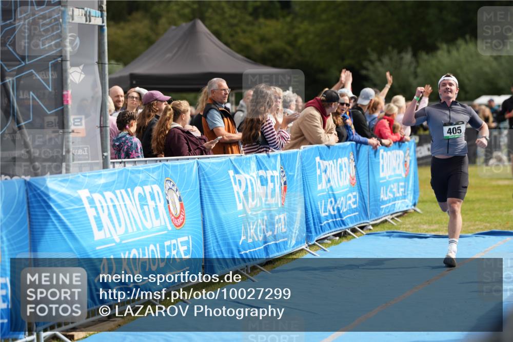 30.08.2026 - Elbe Triathlon Hamburg LAZAROV Photography http://msf.ph/oto/10027299 30.08.2026 10:59:14 Ziel 405, 418, 542 meine-sportfotos.de