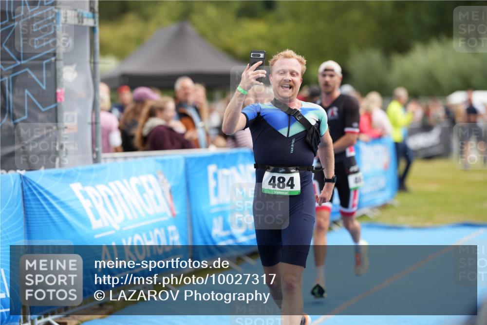 30.08.2026 - Elbe Triathlon Hamburg LAZAROV Photography http://msf.ph/oto/10027317 30.08.2026 10:59:36 Ziel 462, 484 meine-sportfotos.de