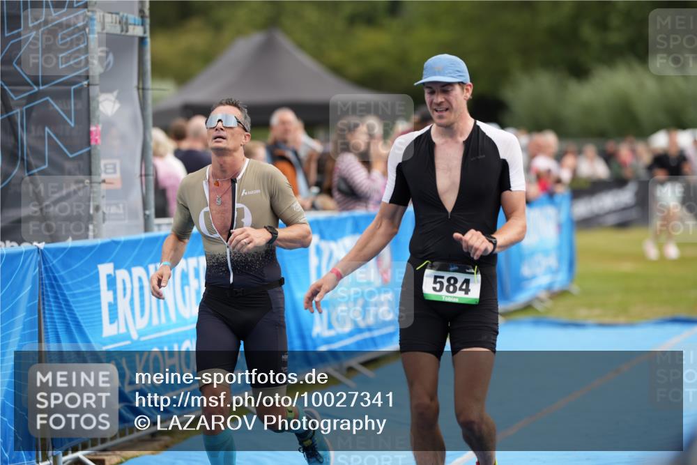 30.08.2026 - Elbe Triathlon Hamburg LAZAROV Photography http://msf.ph/oto/10027341 30.08.2026 11:00:44 Ziel 248, 584 meine-sportfotos.de
