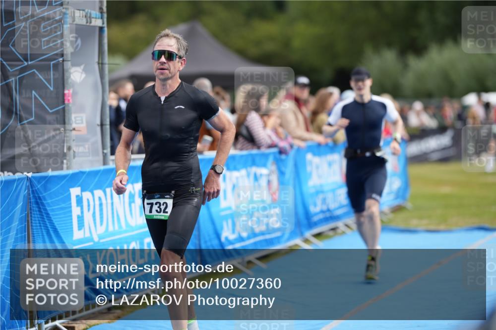 30.08.2026 - Elbe Triathlon Hamburg LAZAROV Photography http://msf.ph/oto/10027360 30.08.2026 11:02:20 Ziel 501, 529, 732 meine-sportfotos.de