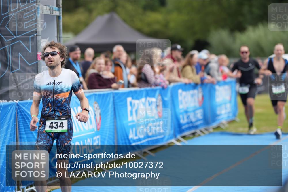 30.08.2026 - Elbe Triathlon Hamburg LAZAROV Photography http://msf.ph/oto/10027372 30.08.2026 11:02:35 Ziel 434, 552, 637, 739, 1116 meine-sportfotos.de