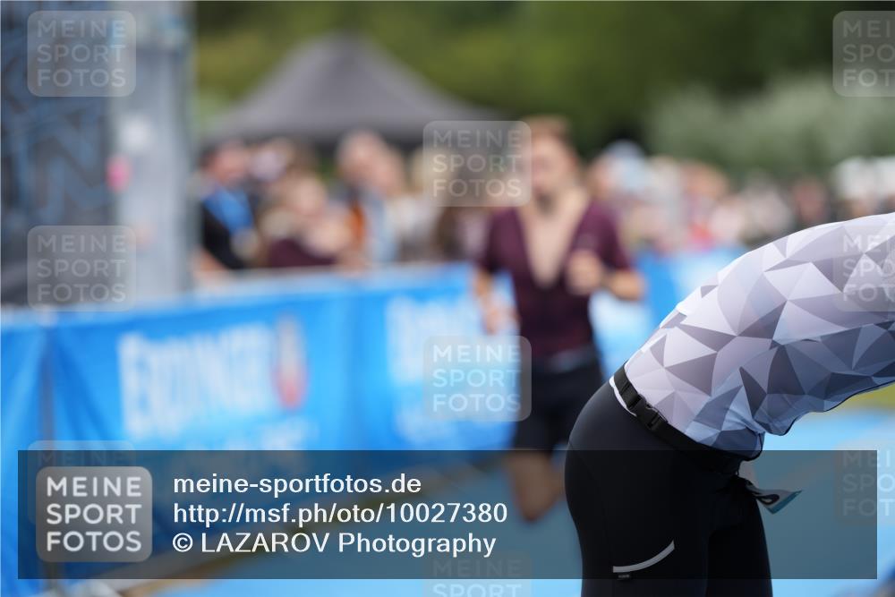 30.08.2026 - Elbe Triathlon Hamburg LAZAROV Photography http://msf.ph/oto/10027380 30.08.2026 11:02:51 Ziel 525 meine-sportfotos.de