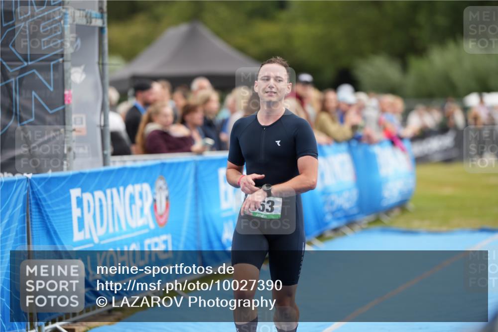 30.08.2026 - Elbe Triathlon Hamburg LAZAROV Photography http://msf.ph/oto/10027390 30.08.2026 11:03:22 Ziel 563 meine-sportfotos.de