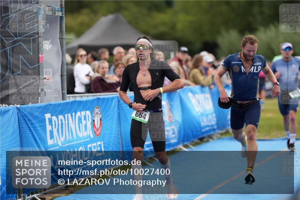 30.08.2026 - Elbe Triathlon Hamburg LAZAROV Photography http://msf.ph/oto/10027400 30.08.2026 11:04:02 Ziel 449, 483, 642, 658, 664, 1897 meine-sportfotos.de