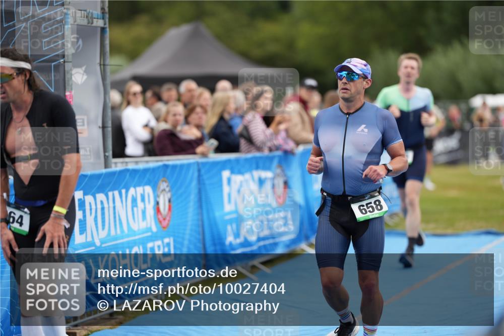 30.08.2026 - Elbe Triathlon Hamburg LAZAROV Photography http://msf.ph/oto/10027404 30.08.2026 11:04:05 Ziel 449, 642, 658, 664, 1897 meine-sportfotos.de