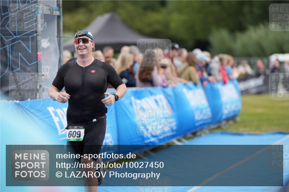 30.08.2026 - Elbe Triathlon Hamburg LAZAROV Photography http://msf.ph/oto/10027450 30.08.2026 11:06:16 Ziel 609 meine-sportfotos.de
