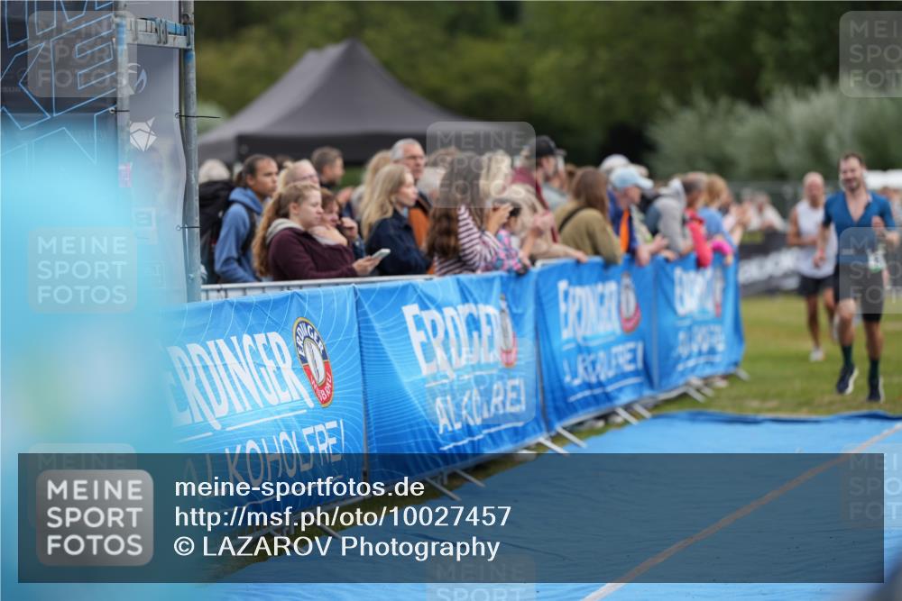 30.08.2026 - Elbe Triathlon Hamburg LAZAROV Photography http://msf.ph/oto/10027457 30.08.2026 11:06:28 Ziel 425, 482, 628 meine-sportfotos.de
