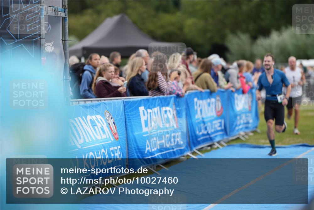 30.08.2026 - Elbe Triathlon Hamburg LAZAROV Photography http://msf.ph/oto/10027460 30.08.2026 11:06:29 Ziel 425, 482, 628 meine-sportfotos.de