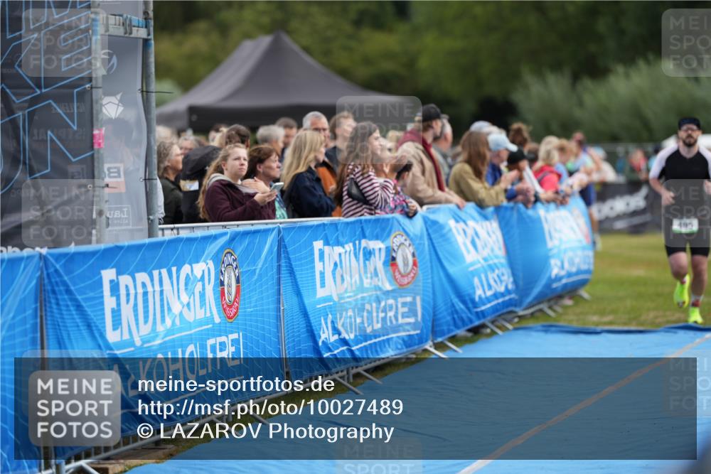 30.08.2026 - Elbe Triathlon Hamburg LAZAROV Photography http://msf.ph/oto/10027489 30.08.2026 11:07:26 Ziel 488, 495 meine-sportfotos.de