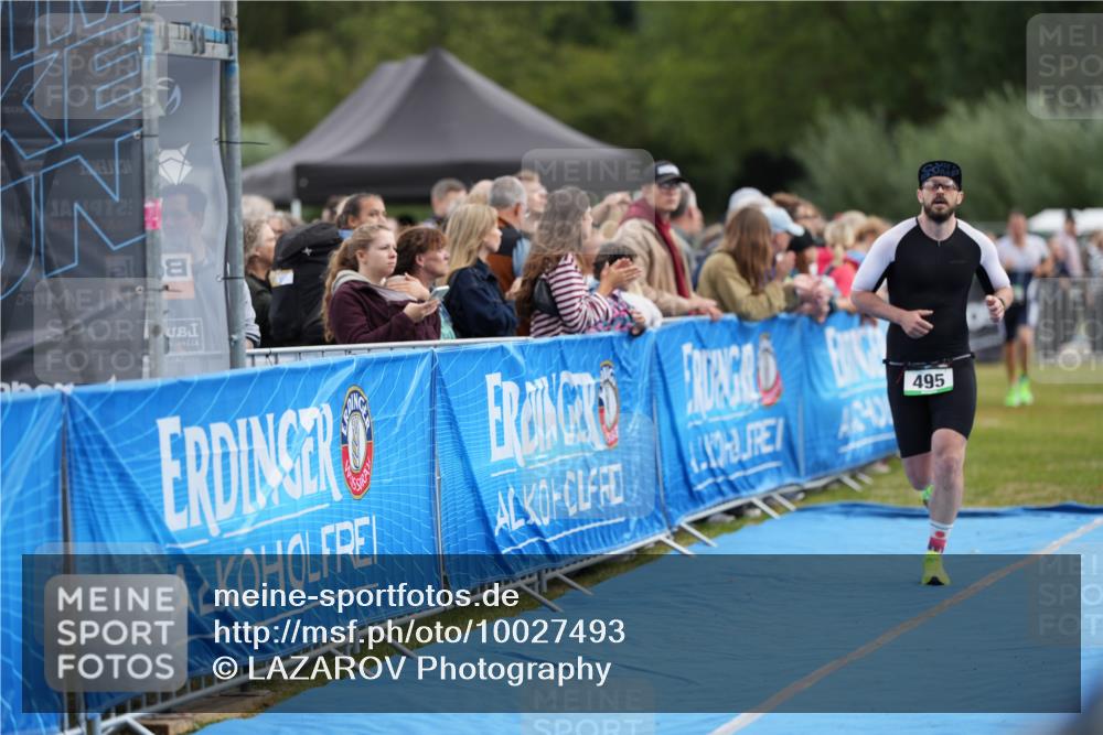 30.08.2026 - Elbe Triathlon Hamburg LAZAROV Photography http://msf.ph/oto/10027493 30.08.2026 11:07:27 Ziel 488, 495, 728 meine-sportfotos.de