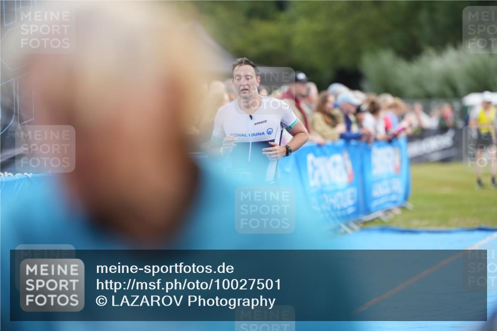 30.08.2026 - Elbe Triathlon Hamburg LAZAROV Photography http://msf.ph/oto/10027501 30.08.2026 11:07:35 Ziel 728 meine-sportfotos.de