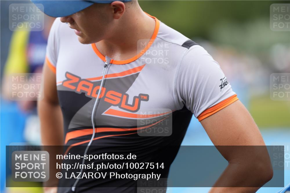 30.08.2026 - Elbe Triathlon Hamburg LAZAROV Photography http://msf.ph/oto/10027514 30.08.2026 11:08:45 Ziel 555, 590, 655, 1260 meine-sportfotos.de