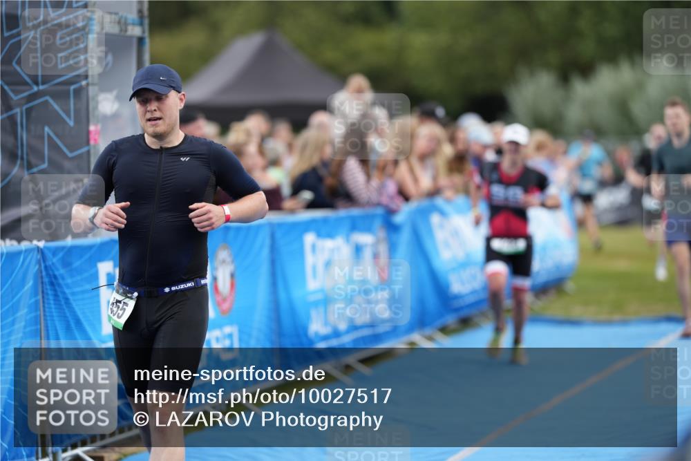 30.08.2026 - Elbe Triathlon Hamburg LAZAROV Photography http://msf.ph/oto/10027517 30.08.2026 11:08:53 Ziel 503, 555, 746, 1042 meine-sportfotos.de