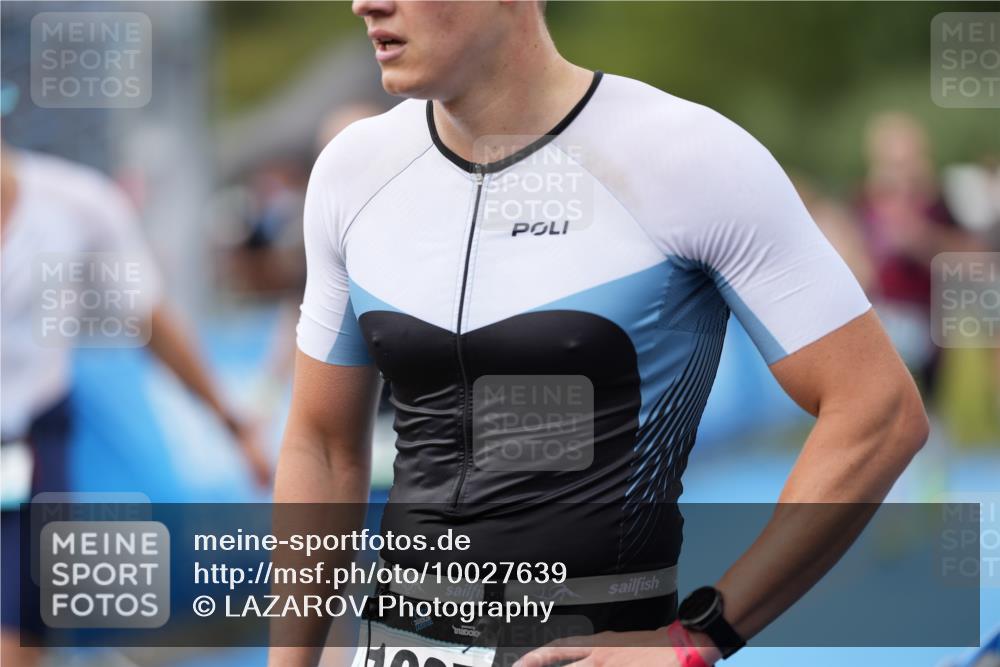 30.08.2026 - Elbe Triathlon Hamburg LAZAROV Photography http://msf.ph/oto/10027639 30.08.2026 11:13:09 Ziel 490, 651, 1061, 1197 meine-sportfotos.de